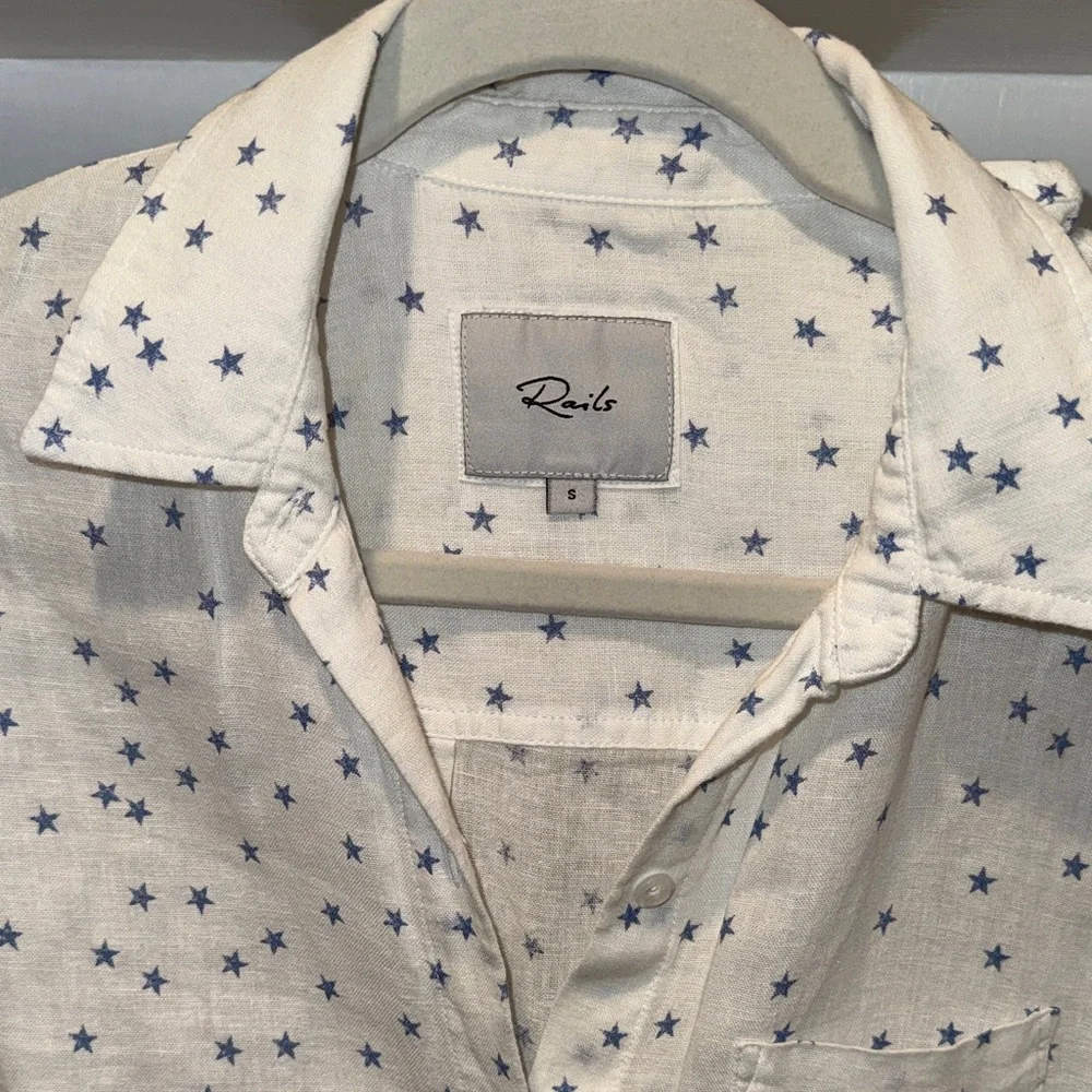 Rails White Button Down with Blue Stars - Picture 2 of 3